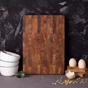 planche à découper artisanale en bois massif